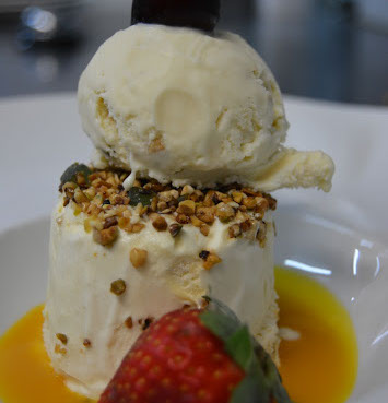 Soirée EPIBOSS "Les Epicuriennes" - Restaurant Fabrice Moya (04/06//15) : nougat glacé et sa plombière